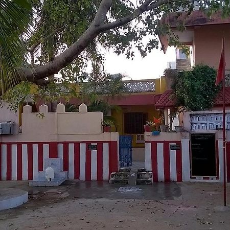 Shakti Family Guest House Mahabalipuram Luaran gambar