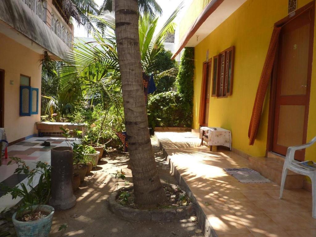 Shakti Family Guest House Mahabalipuram Luaran gambar